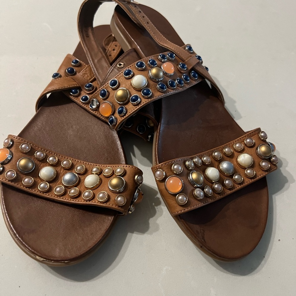 J/SLIDES BY JNY